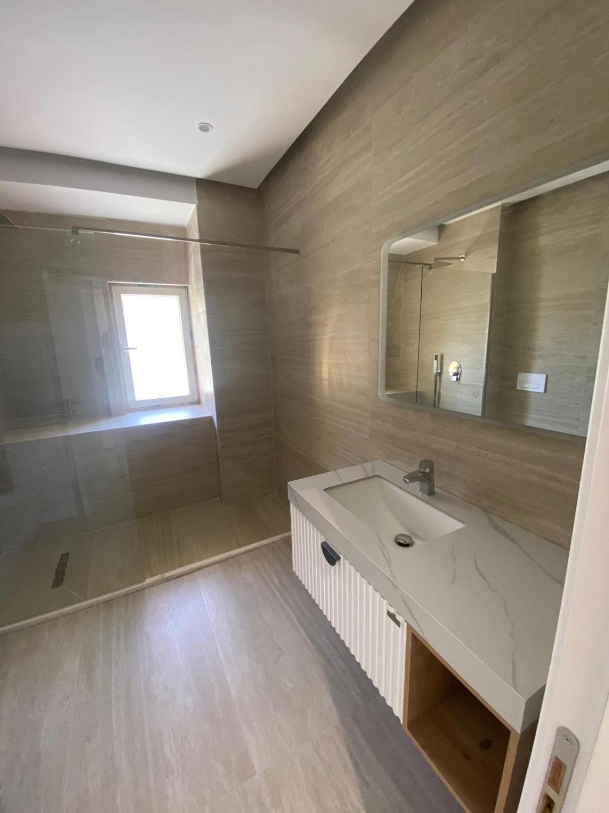 Luxury Land * Tirana